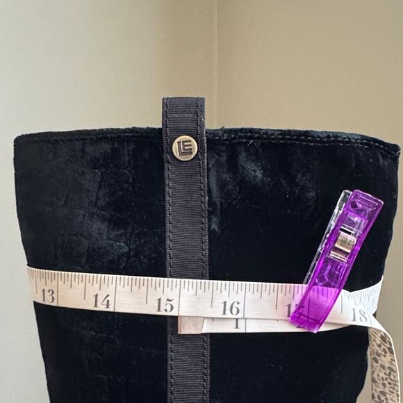 Libby Edelman Black Textured Heeled Boots sz 7.5 - Picture 15 of 16